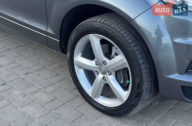Внедорожник / Кроссовер Audi Q7 2014 в 
