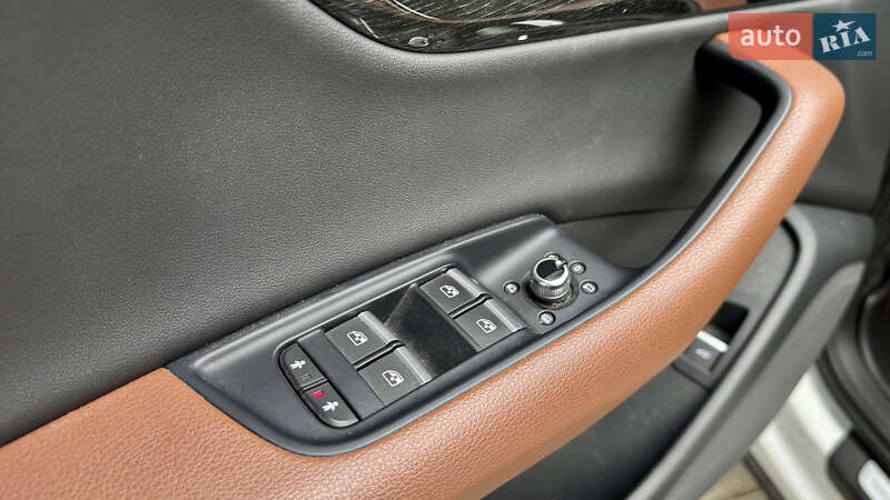 Позашляховик / Кросовер Audi Q7 2020 в Львові