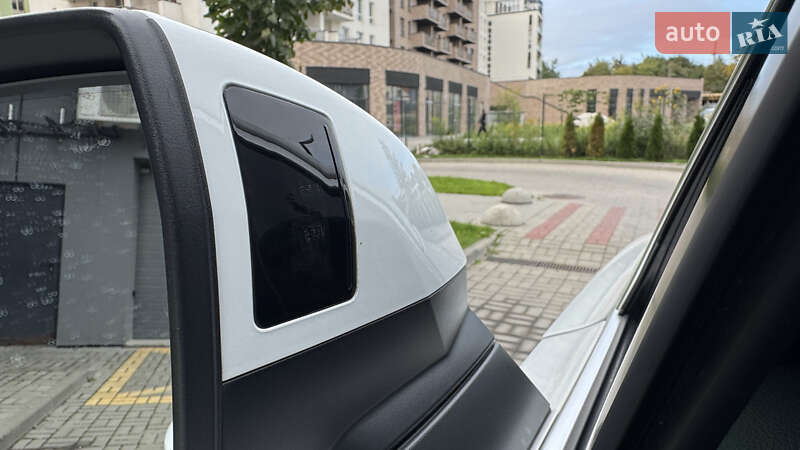 Позашляховик / Кросовер Audi Q7 2020 в Львові