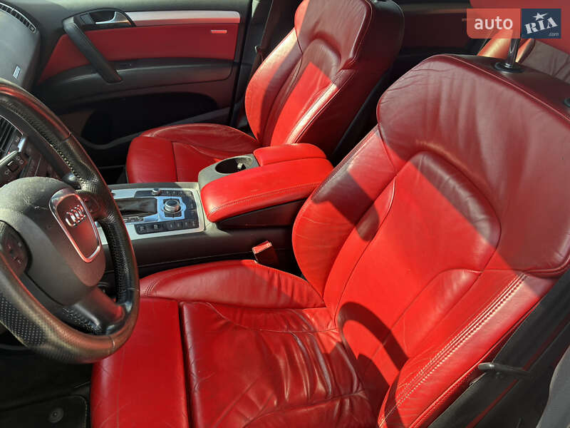 Позашляховик / Кросовер Audi Q7 2008 в Києві