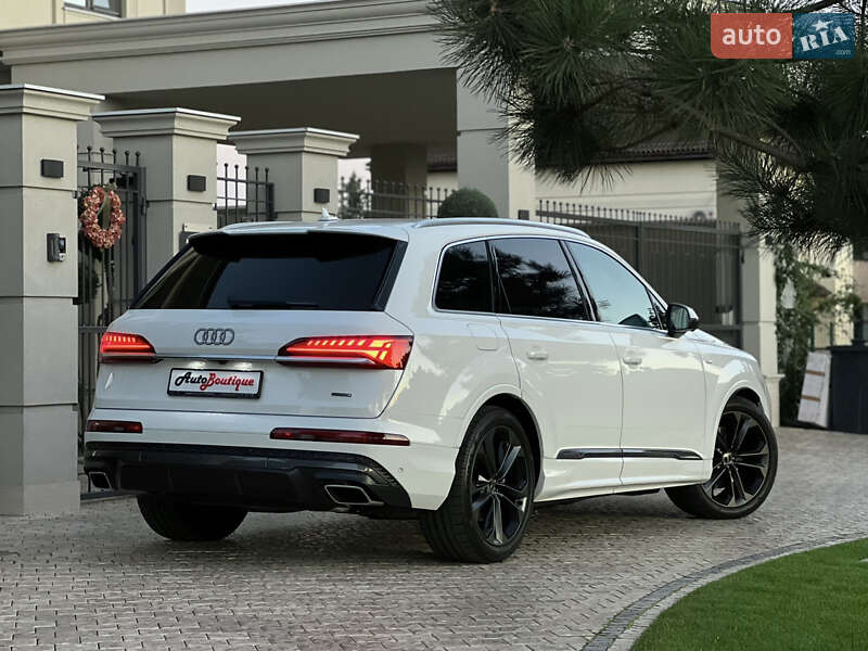 Внедорожник / Кроссовер Audi Q7 2025 в Одессе