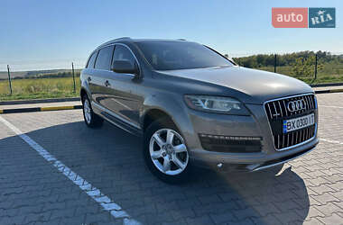 Позашляховик / Кросовер Audi Q7 2011 в 