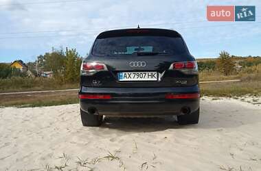 Позашляховик / Кросовер Audi Q7 2008 в 