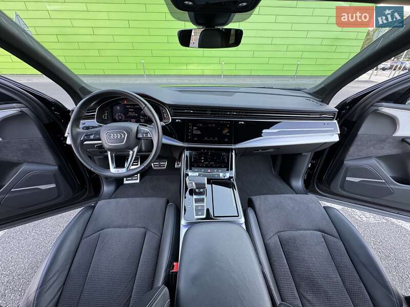 Внедорожник / Кроссовер Audi Q7 2020 в Киеве