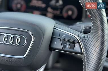 Позашляховик / Кросовер Audi Q7 2020 в 