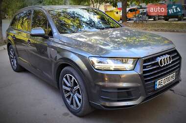 Внедорожник / Кроссовер Audi Q7 2016 в Днепре