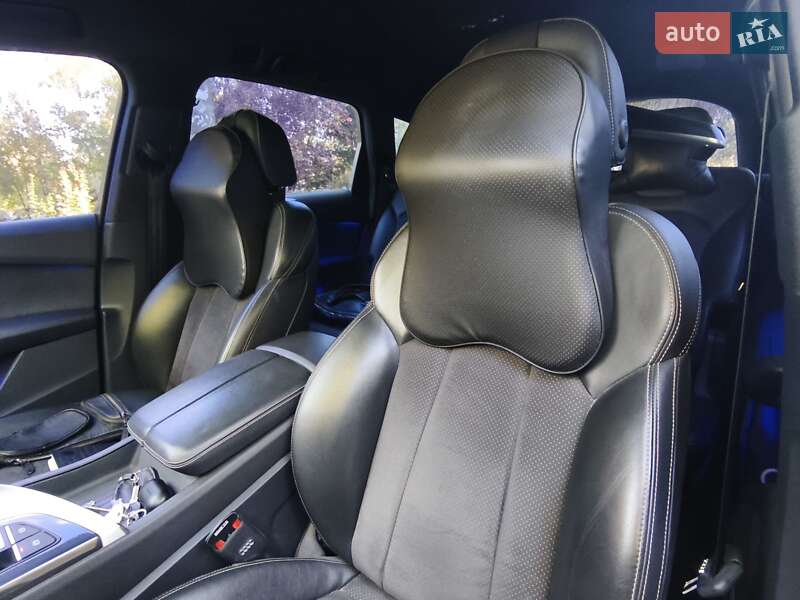 Внедорожник / Кроссовер Audi Q7 2016 в Днепре