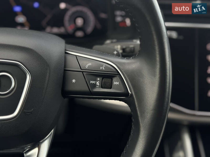 Позашляховик / Кросовер Audi Q7 2020 в Мукачевому