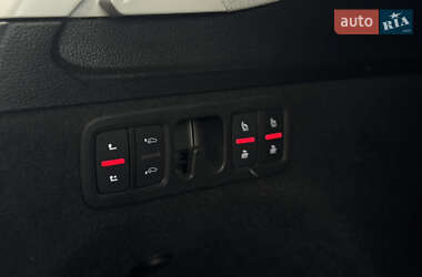 Внедорожник / Кроссовер Audi Q7 2020 в 