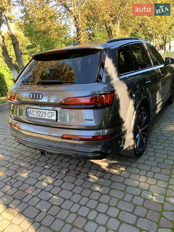 Внедорожник / Кроссовер Audi Q7 2020 в Луцке