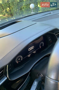 Внедорожник / Кроссовер Audi Q7 2020 в 