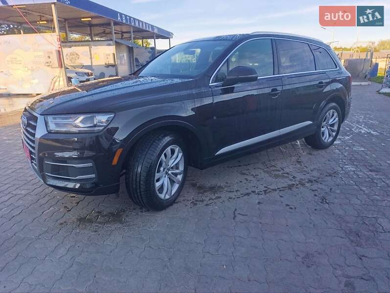 Позашляховик / Кросовер Audi Q7 2016 в Володимирі фото 10 Позашляховик / Кросовер Audi Q7 2016 в Володимирі