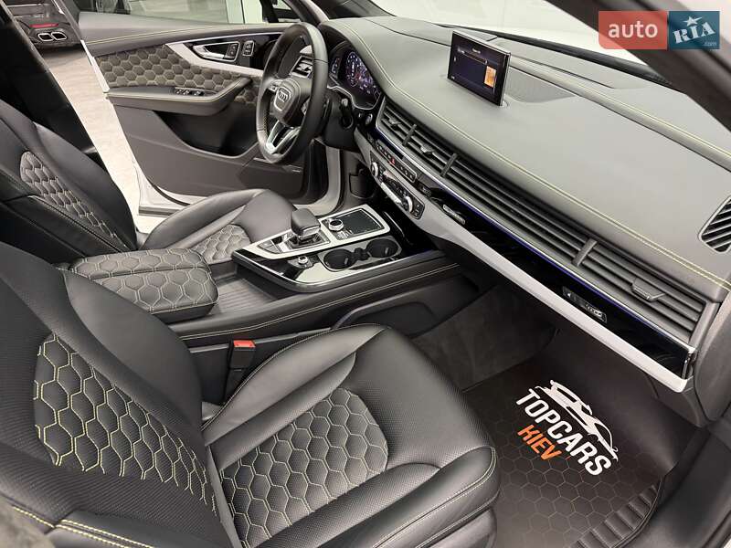 Позашляховик / Кросовер Audi Q7 2018 в Києві