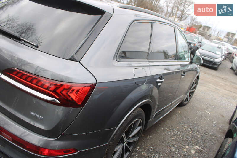Внедорожник / Кроссовер Audi Q7 2020 в Луцке