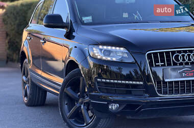 Внедорожник / Кроссовер Audi Q7 2015 в 