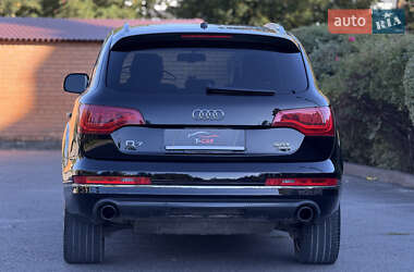 Внедорожник / Кроссовер Audi Q7 2015 в 