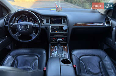 Внедорожник / Кроссовер Audi Q7 2015 в 