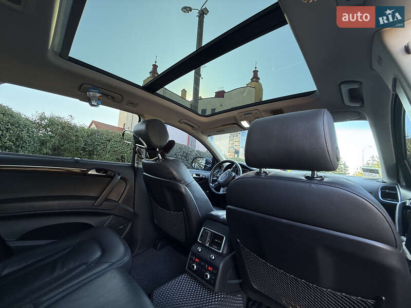 Позашляховик / Кросовер Audi Q7 2015 в Тернополі