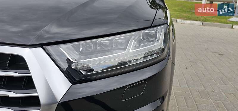 Позашляховик / Кросовер Audi Q7 2016 в Тернополі