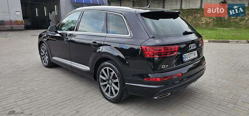 Позашляховик / Кросовер Audi Q7 2016 в Тернополі