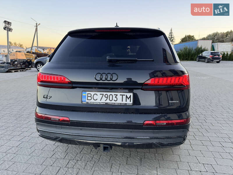 Позашляховик / Кросовер Audi Q7 2019 в Львові