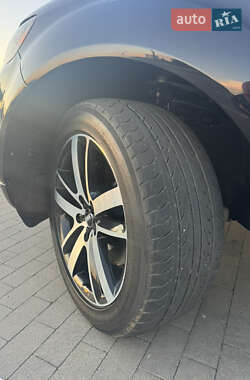 Внедорожник / Кроссовер Audi Q7 2012 в 
