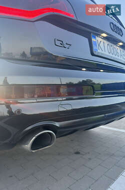 Внедорожник / Кроссовер Audi Q7 2012 в 