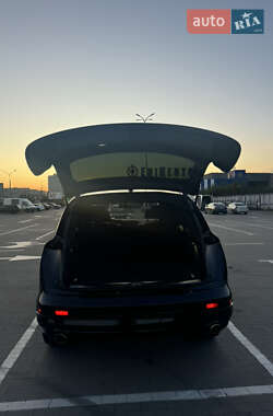 Внедорожник / Кроссовер Audi Q7 2012 в 