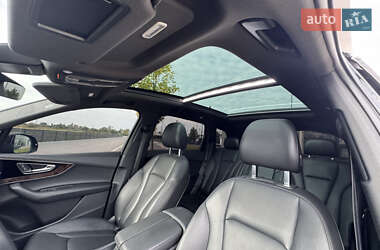 Внедорожник / Кроссовер Audi Q7 2019 в 