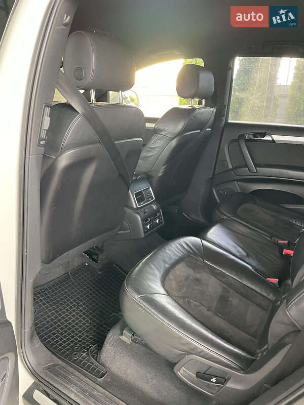 Внедорожник / Кроссовер Audi Q7 2008 в Корсуне-Шевченковском