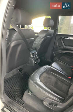Позашляховик / Кросовер Audi Q7 2008 в 