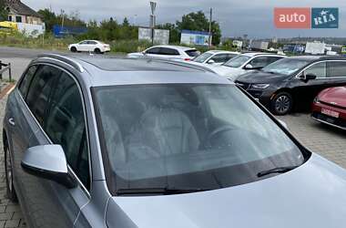 Позашляховик / Кросовер Audi Q7 2016 в 