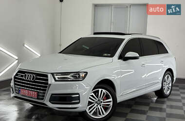 Позашляховик / Кросовер Audi Q7 2018 в 