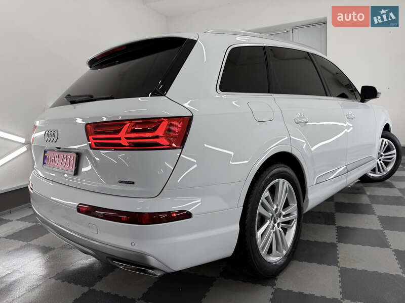 Позашляховик / Кросовер Audi Q7 2018 в Трускавці