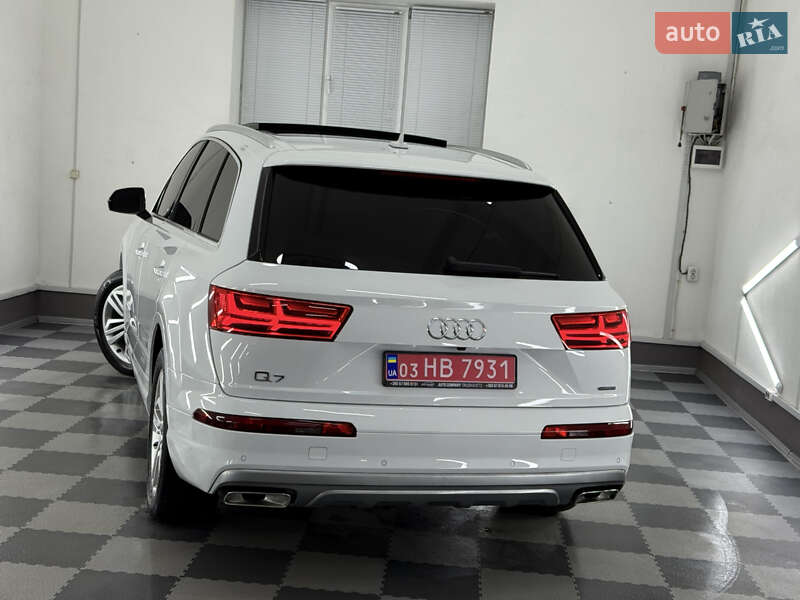 Позашляховик / Кросовер Audi Q7 2018 в Трускавці