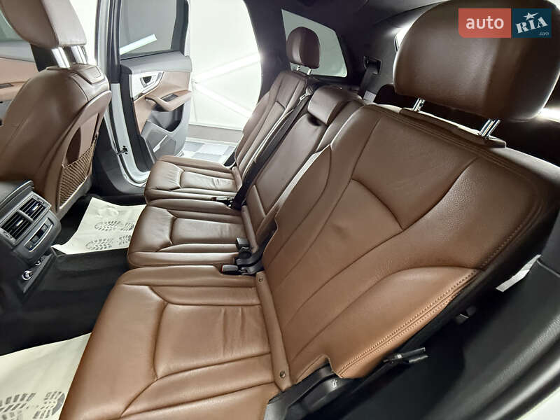 Позашляховик / Кросовер Audi Q7 2018 в Трускавці