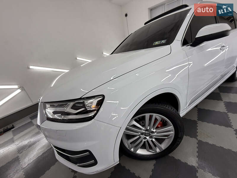 Позашляховик / Кросовер Audi Q7 2018 в Трускавці