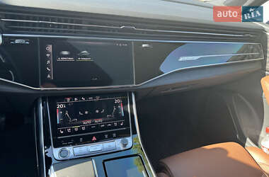 Позашляховик / Кросовер Audi Q7 2023 в 
