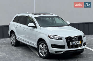 Позашляховик / Кросовер Audi Q7 2012 в 