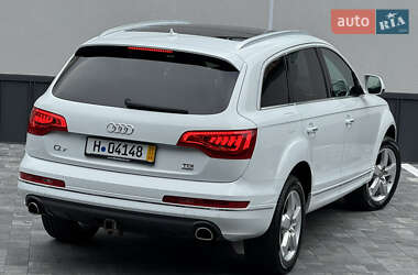 Позашляховик / Кросовер Audi Q7 2012 в 