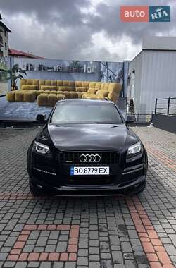 Позашляховик / Кросовер Audi Q7 2012 в 