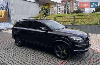 Позашляховик / Кросовер Audi Q7 2012 в 