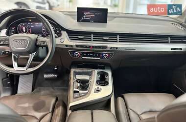 Внедорожник / Кроссовер Audi Q7 2019 в 
