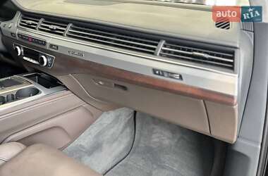 Внедорожник / Кроссовер Audi Q7 2019 в 