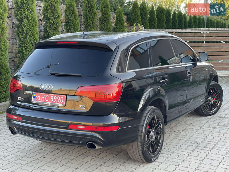 Позашляховик / Кросовер Audi Q7 2014 в Стрию