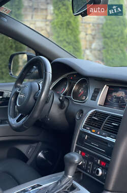 Внедорожник / Кроссовер Audi Q7 2014 в 