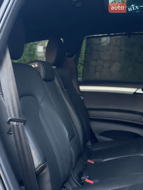 Позашляховик / Кросовер Audi Q7 2014 в Стрию