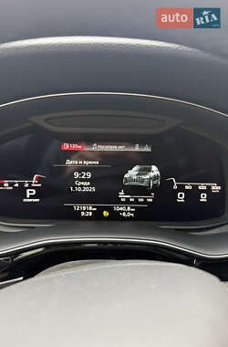 Внедорожник / Кроссовер Audi Q7 2021 в 