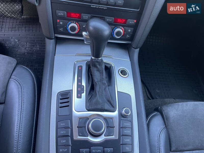 Внедорожник / Кроссовер Audi Q7 2009 в Тернополе