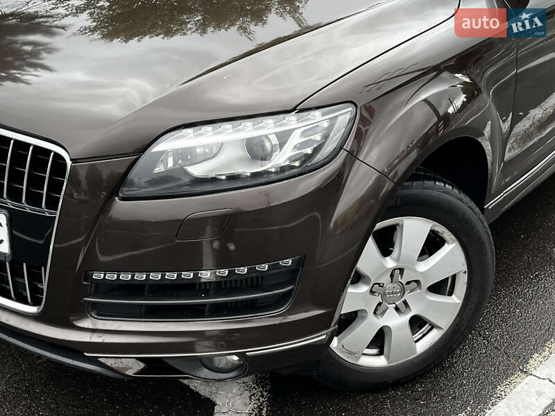Позашляховик / Кросовер Audi Q7 2015 в Одесі